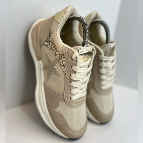 Vintage Havana Run Sneaker Nude/Glitter Women’s Size 8M - Picture 4 of 16